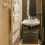 Stylish Modern - 1 Minutes Away From Parliament Lejlighed Budapest