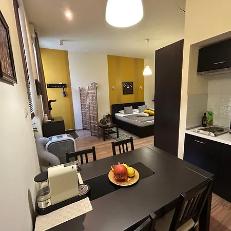 Stylish Modern - 1 Minutes Away From Parliament Apartment Budapest