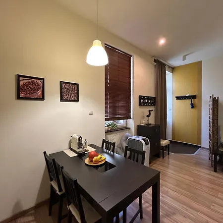 Apartment Stylish Modern - 1 Minutes Away From Parliament *